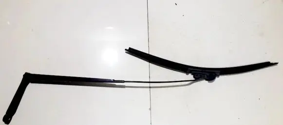 Ford Focus Front wiper blade arm xs4117526b