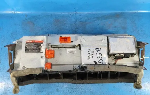 Ford Fusion Hybrid / electric car battery AE5Z10B759E