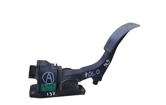 Volkswagen Polo III 6N 6N2 6NF Accelerator throttle pedal 6N1721503E