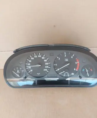 BMW 7 E38 Speedometer (instrument cluster) 62116906998 110008784283 11000878423