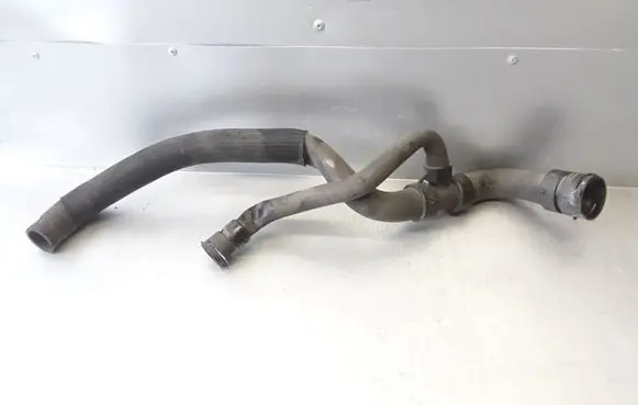 Volvo XC60 Engine coolant pipe/hose