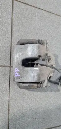 Mercedes-Benz C W204 Front brake caliper