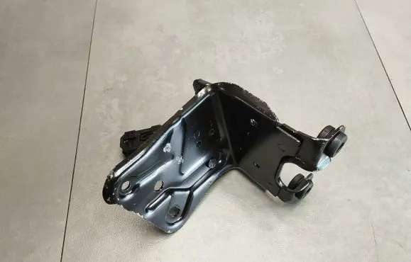 Volkswagen Scirocco ABS pump bracket 1K1014235E