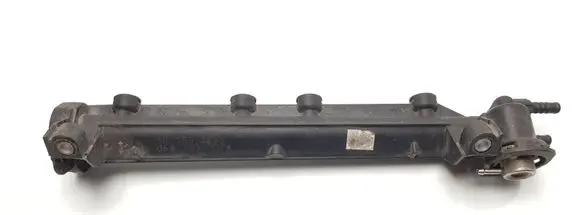 Volkswagen Golf IV Fuel main line pipe 06A133317A