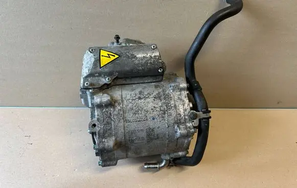 Volvo XC40 Electric car motor 32257268