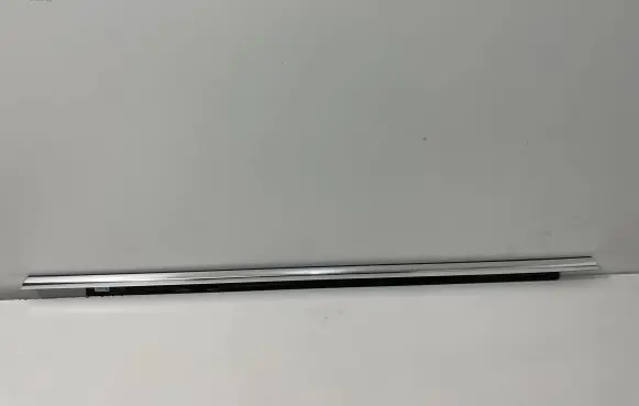 BMW 6 G32 Gran Turismo Rear door glass trim molding 7392369