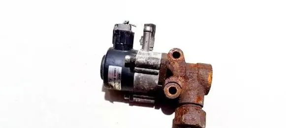 Nissan Almera Tino EGR valve 147105m001 amv51-07a