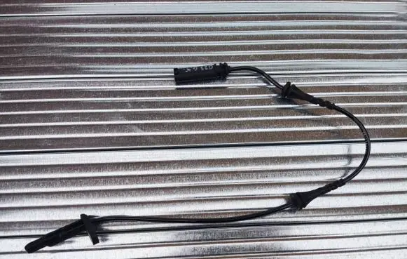 BMW 4 G22 G23 G24 G26 ABS rear brake sensor 6894815