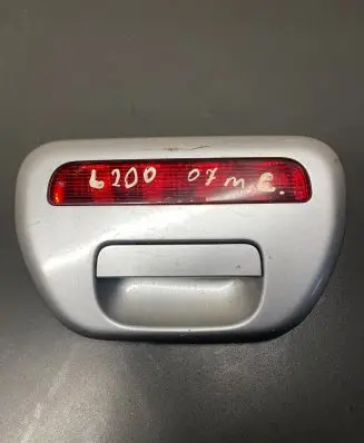 Mitsubishi L200 Tailgate/trunk/boot exterior handle MN182545