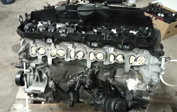 BMW 5 G30 G31 Engine B57D30A 67395324