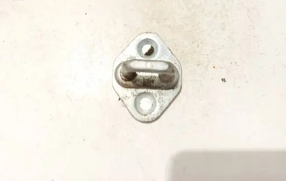 Toyota Corolla Verso E121 Front door lock loop/hook striker 