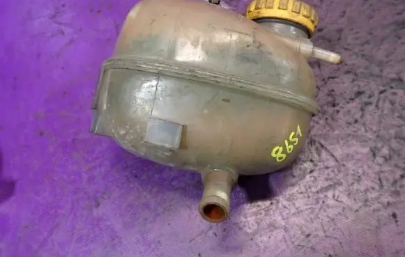 Opel Combo C Coolant expansion tank/reservoir 09128766