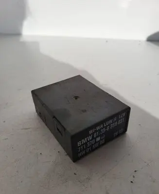 BMW 3 E36 Comfort/convenience module 711370