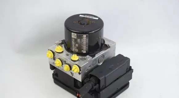 Skoda Octavia Mk2 (1Z) ABS Pump 1K0614517AT 1K0907379AJ