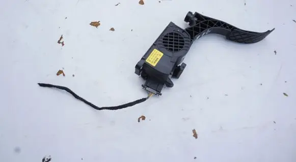 Audi A1 Accelerator throttle pedal 6R1723503C