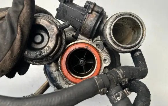 BMW X5 E70 Turbo 757698510 7576985