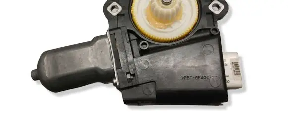 Toyota Avensis T270 Sunroof motor/actuator 2331000400