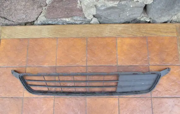 Ford S-MAX Front bumper upper radiator grill EM2B17A754
