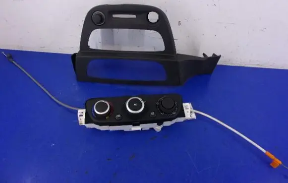Renault Megane III Climate control unit