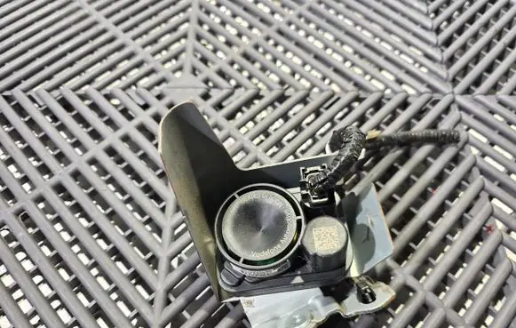 Toyota C-HR I Alarm system siren 89040F4010 2370006350