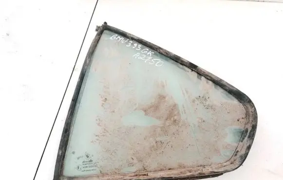 BMW 3 E36 Rear vent window glass 