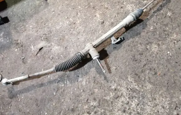 Fiat 500L Steering rack