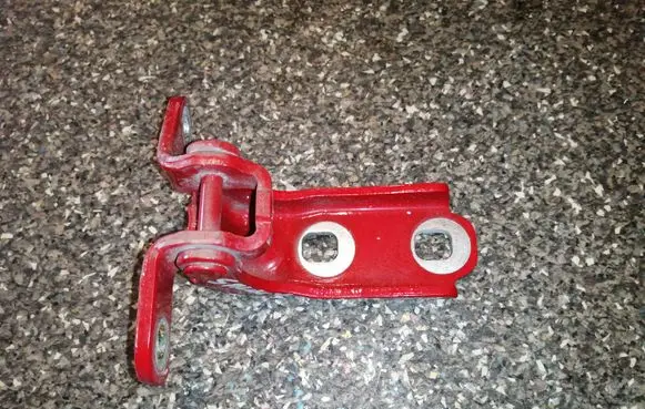Opel Mokka Rear door lower hinge