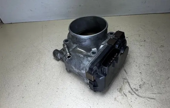 Subaru Outback Throttle valve 16112AA040 12E230460 00693