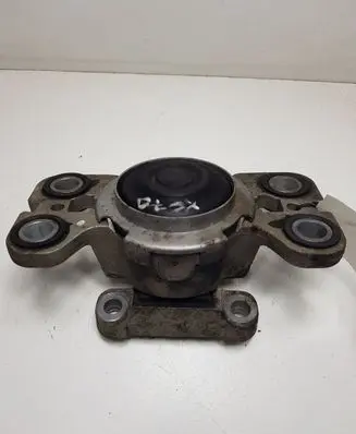 Volvo XC70 Engine mount bracket 9G9N7M121AA