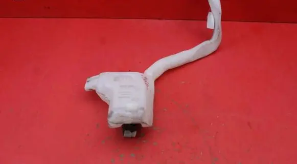 Citroen C4 Cactus Windshield washer fluid reservoir/tank 9801973680