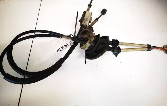 Gear shift cable linkage