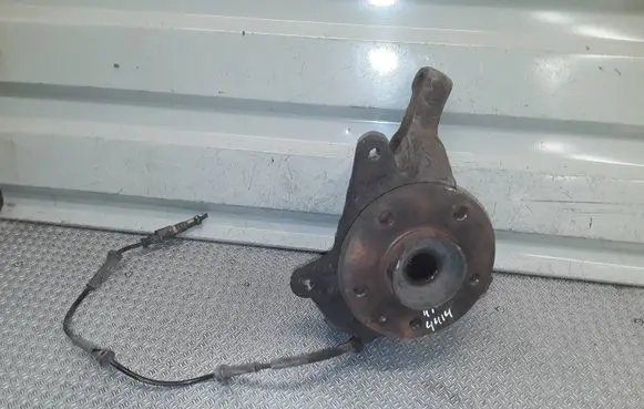 Renault Trafic II (X83) Front wheel hub spindle knuckle 