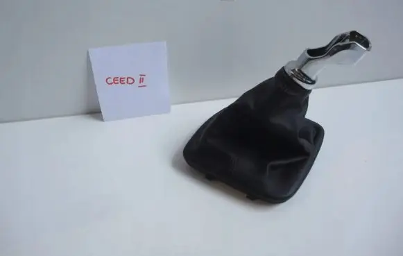 KIA Ceed Gear lever shifter trim leather/knob