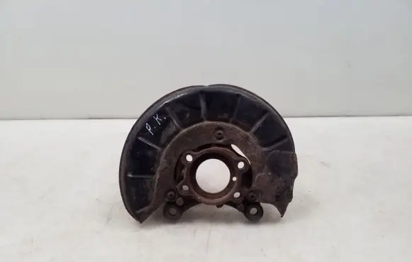 Volkswagen Tiguan Front wheel hub spindle knuckle
