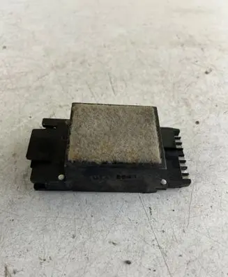 Jeep Cherokee XJ Window wiper relay SF8956000428 8956000428
