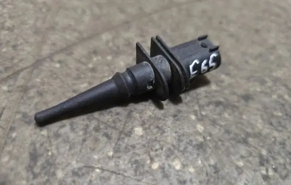 BMW 7 E65 E66 Outside/exterior temperature sensor 65816836953