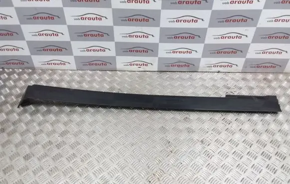 Mercedes-Benz Vito Viano W639 Sliding door rail trim A6396913308