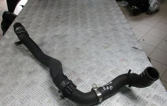 Alfa Romeo Giulia Engine coolant pipe/hose
