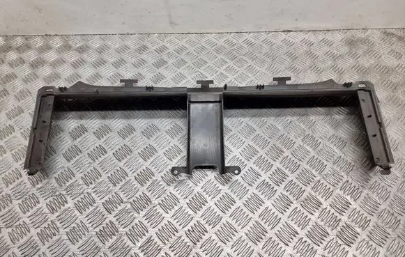 Ford Focus Intercooler air guide/duct channel JX7B8314A