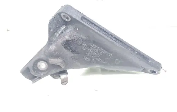 BMW 7 E65 E66 Engine mounting bracket 22116770005 6770005