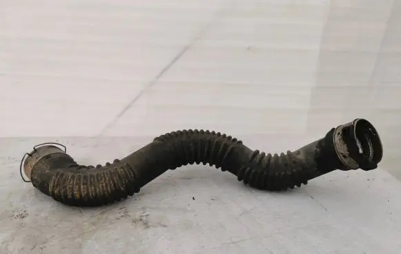 Mercedes-Benz B W246 W242 Intercooler hose/pipe A2465200001