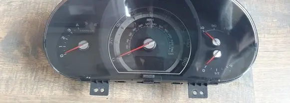 KIA Sportage Speedometer (instrument cluster) 940213U025