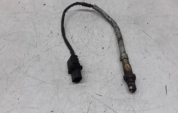Volkswagen PASSAT B6 Lambda probe sensor 1928404687