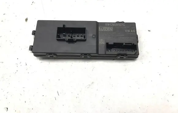 Volkswagen Tiguan Tailgate/trunk control unit/module 5WC959107C
