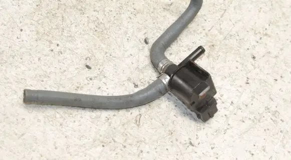 Audi A4 S4 B6 8E 8H Turbo solenoid valve 1078659042