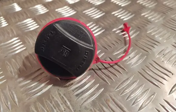 Opel Corsa D Fuel tank filler cap 13228891