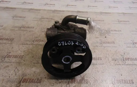 Mitsubishi Outlander Power steering pump