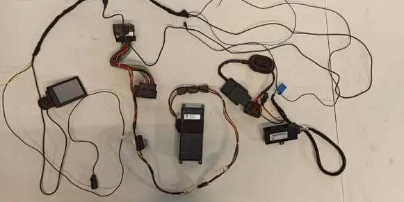 Volkswagen Eos Bluetooth control unit module 000051473A