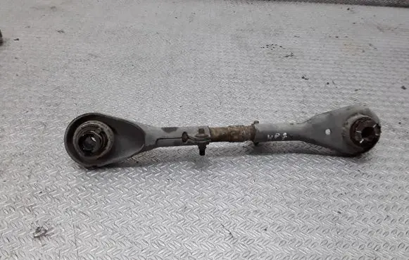 Rear control arm