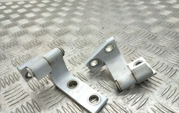 Lexus RX 450H Front door upper hinge